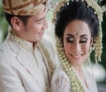 Potret Kebahagiaan Tara dan Gya