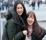 Kim Do Yeon and Choi Yoo Jung