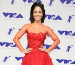 Vanessa Hudgens, Memukau dalam Balutan Gaun Merah dari Yanina Couture
