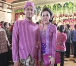 Vicky Shu Hadir Bersama Suami