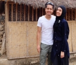 Dimas Seto & Dhini Aminarti Liburan