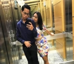 Gaya Selfie Penuh Makna