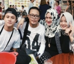 Sule dan Istri Bersama Anak-Anak