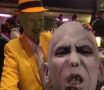 Onew Datang Sebagai Karakter di 'The Mask'