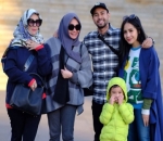 Raffi Ahmad dan Nagita Slavina Hobi Boyong Keluarga Besar Liburan
