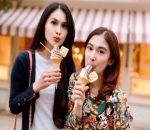 Sandra Dewi dan Kartika Dewi Sama-sama Cantik