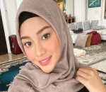 Aurel Hermansyah Semakin Rajin Kenakan Hijab di Bulan Puasa