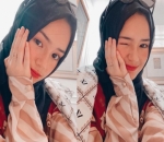 Beby Tsabina Foto Selfie Hingga OOTD Hijab Selama #diRumahAja