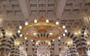 Tunjukkan Interior Masjid Nabawi