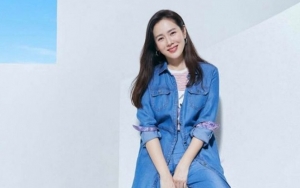 Son Ye Jin Tampil Elegan Di Kampaye Valentino Netter Pantas Hyun Bin Klepek Klepek Son Ye Jin Tampil Elegan Di Kampaye Valentino Netter Pantas Hyun Bin Klepek Klepek