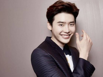 Alasan Lee Jong Suk Tolak Film 'Dream' Terungkap