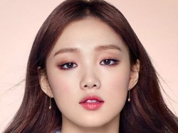 Lelah Digosipkan, Lee Sung Kyung Beri Jawaban Soal Pacar