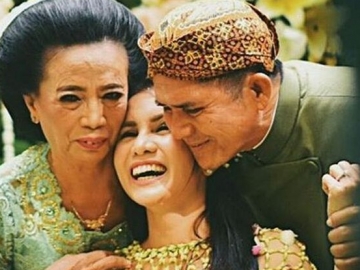 Acara Siraman Momo Geisha Berlangsung Syahdu