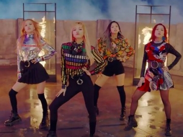 'Playing with Fire' Black Pink Tembus 100 Juta Views di YouTube