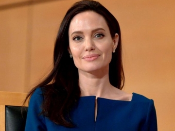 Angelina Jolie Beli Hunian Mewah di Los Angeles, Gara-Gara Brad Pitt? 