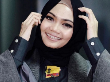 Usai Ribut dengan Netter di Medsos, Rina Nose Buka Suara