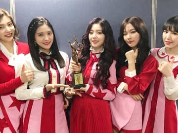 Lama Ditunggu, Red Velvet Kini Umumkan Nama Fandom Resmi