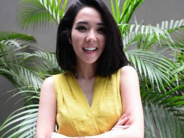 Gisella Anastasia Pamer Belahan Dada, Netizen Nyinyir