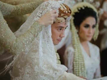 FOTO: Meriahnya Pernikahan Tara Budiman dan Gya Sadiqah Bernuansa Adat Sunda
