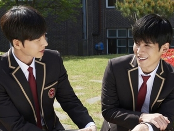 Tampannya Park Hae Jin dan Park Ki Wong Pakai Seragam Sekolah di Teaser 'Cheese In The Trap'