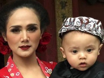 Perut Tampak Membesar di Acara TV, Mulan Jameela Hamil?