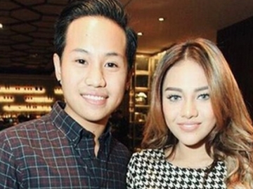 Aurel Gandeng Pacar Baru Dinner Bareng Anang dan Ashanty