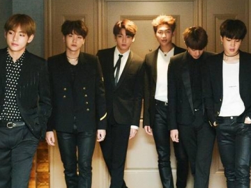 FOTO: Dinobatkan Sebagai 'Best Dressed Boyband', Ini Penampilan BTS di Billboard Music Awards 2017