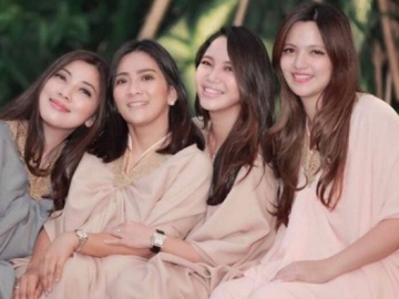 FOTO : 'Girl Squad' Geng Cantik Nia Ramadhani Buka Bersama Anak Yatim