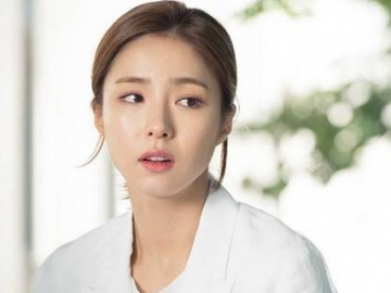 Usai Nam Joo Hyuk, Giliran Shin Se Kyung Tunjukan Karakternya di Teaser 'Bride of the Water God'