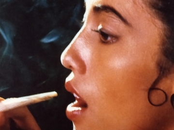 Nostalgia Poster Iklan Rokok Jadul Dengan Model Cewek Cantik