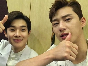 Jadi Musuh di 'Fight My Way', KBS Bongkar Hubungan Asli Park Seo Joon dan Choi Woo Shik