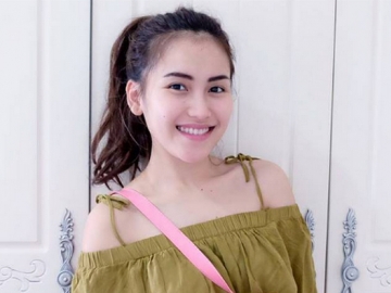 Buset, Ayu Ting Ting Kepergok Tepuk Pantat Eko Patrio Beberapa Kali?