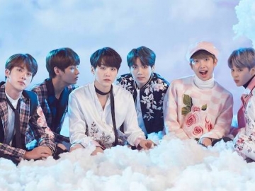 10 Fashion Item BTS yang Tak Disangka Bisa Jadi Tren Mode