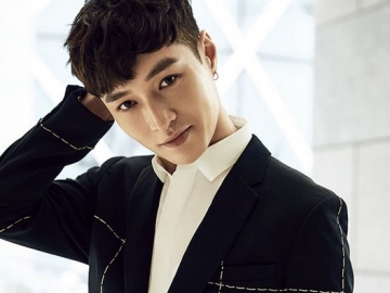 Lay EXO Berhenti Syuting Demi Bantu Fans, Netter: Dia Benar-Benar Malaikat