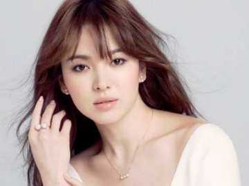 Umumkan Pernikahan ke Fans, Ini Alasan Song Hye Kyo Jatuh Cinta ke Song Joong Ki