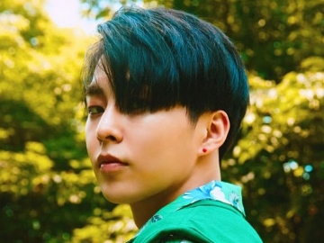 Muncul di Teaser Comeback EXO, Fans Anggap Xiumin Selalu Awet Muda