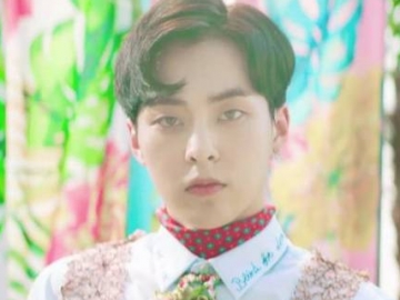 Biasa Warnai Rambut, Kenapa Xiumin EXO Pilih Rambut Hitam di Comeback 'Ko Ko Bop'?