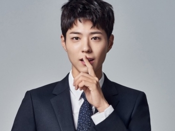 Park Bo Gum Pamer Rambut Baru di Premier Film Song Joong Ki 'Battleship Island'