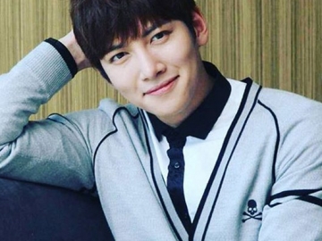 Ji Chang Wook Ungkap Tipe Wanita Idealnya, Netter: Pasti Itu Nam Ji Hyun