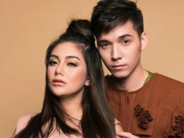 FOTO : Kemesraan Celine Evangelista & Stefan William di Pemotretan Kehamilan