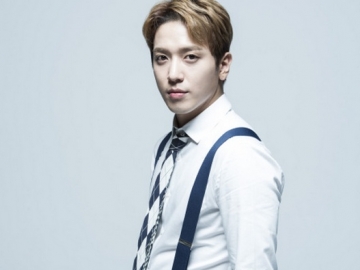 Jung Yong Hwa CN Blue Dapat Kado Ultah Super Mewah Ini dari Fans Tiongkok