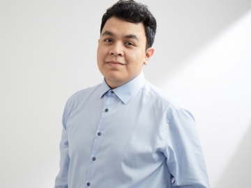 Tampil Lebih Kurus, Tulus Disindir Kena Diabetes