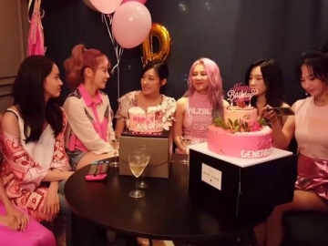 Serba Pink, Serunya Pesta Ulang Tahun Tiffany Bersama SNSD