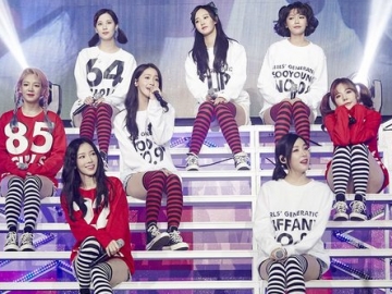 SNSD Terharu Kenang 10 Tahun Debut di '10th Anniversary-Holiday To Remember' 