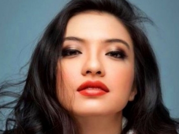 Resmi Jadi Direktur AirAsia Indonesia, Ini 5 Fakta Menarik Tentang Si Cantik Raline Shah
