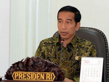 Jokowi Imbau 'Jangan Lagi Ribut', Istana Disebut Terkesan Lindungi Patung Raksasa Tuban