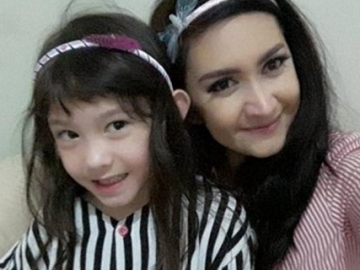 Foto Anaknya Dikomentari Istilah Pedofilia, Nafa Urbach Ancam Penjarakan Netter