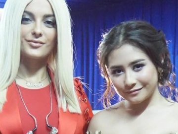 FOTO : Hadiri Ulang Tahun Stasiun TV, Prilly Latuconsina Akrab Bareng Bebe Rexha