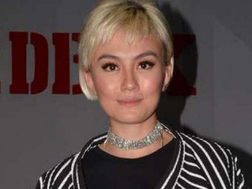 Launching Bisnis Kuliner Baru, Agnes Monica Sembunyikan Cincin Pernikahannya?