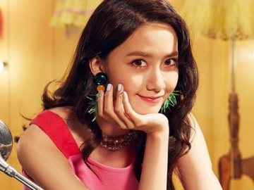 Yoona Senyum Cantik di Teaser 'You Are My Star', Fans: Seperti Malaikat